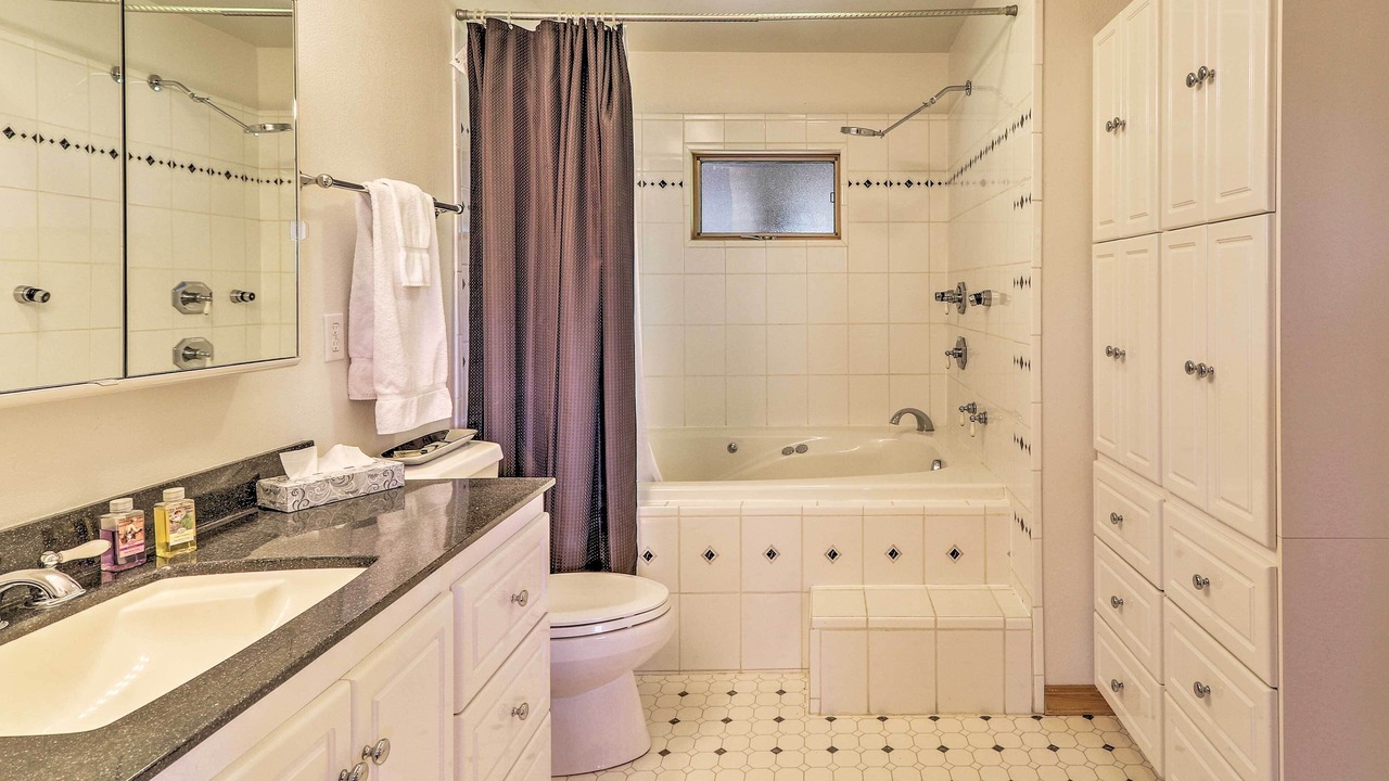 Photo of Bathroom in Trego