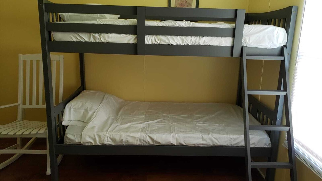 Photo of Bedroom in Wattsville