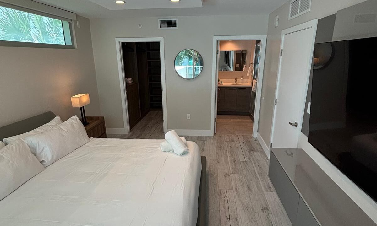 Photo of Bedroom in Bay Harbor Islands