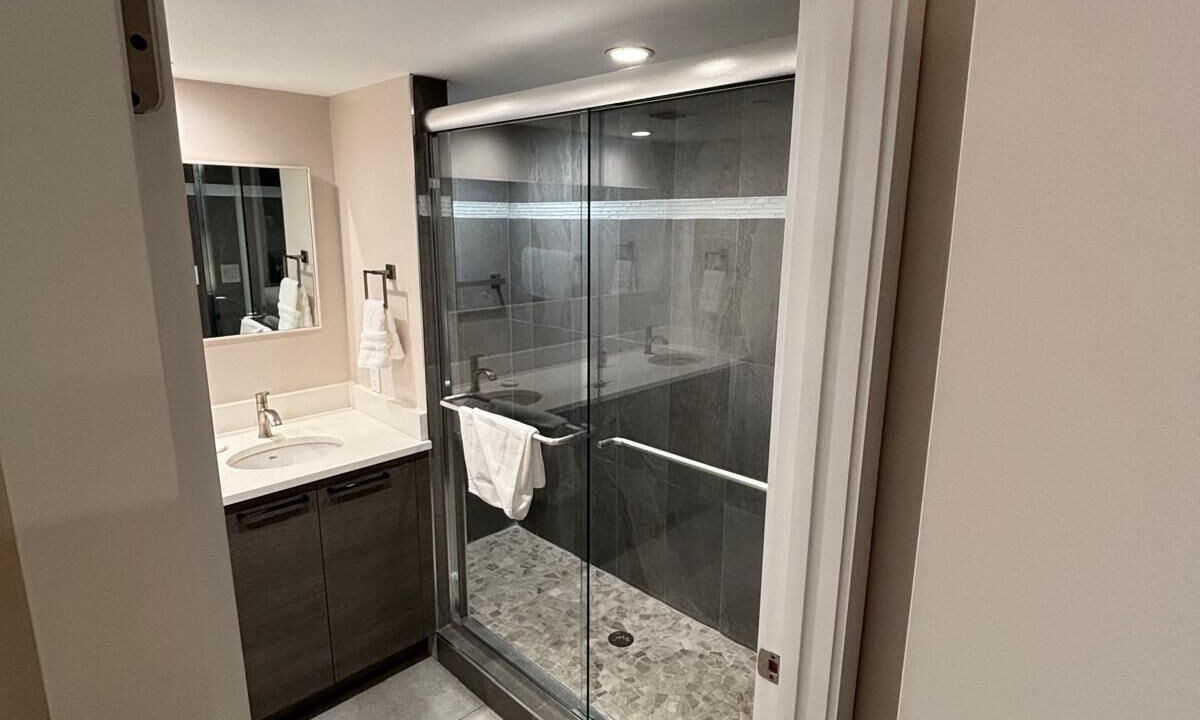 Photo of Bathroom in Bay Harbor Islands