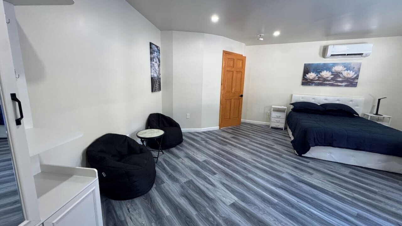 Photo of Bedroom in Acra