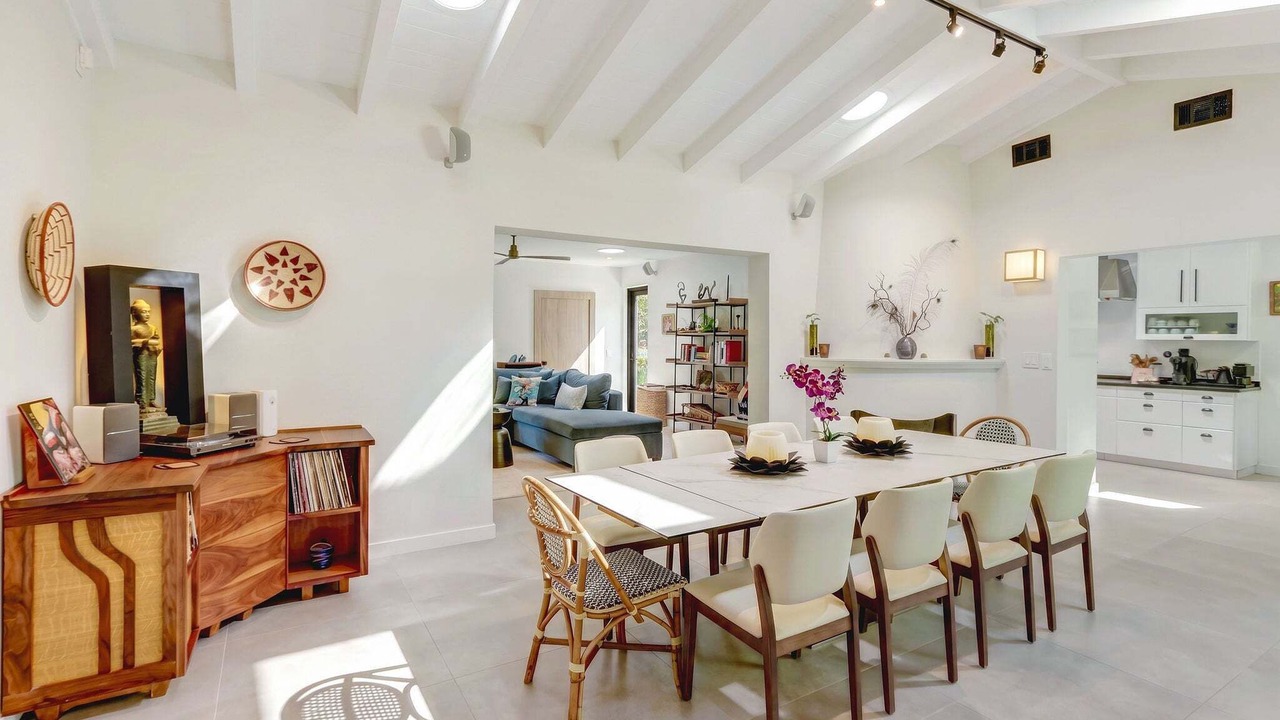 Photo of Bedroom in Miami Shores