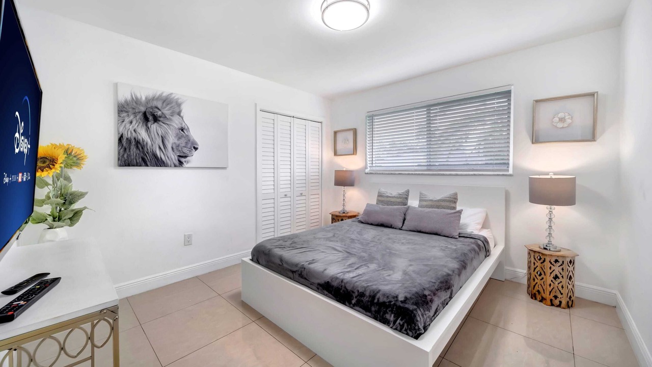 Photo of Bedroom in Golden Glades