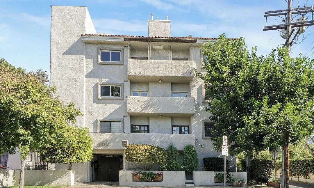 Photo of Outdoor in La Brea
