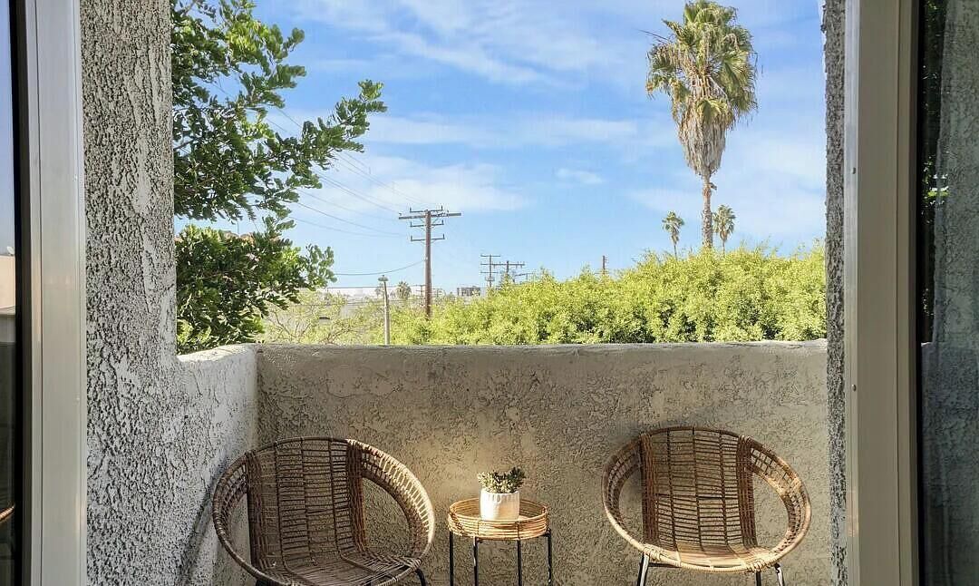 Photo of Outdoor in La Brea