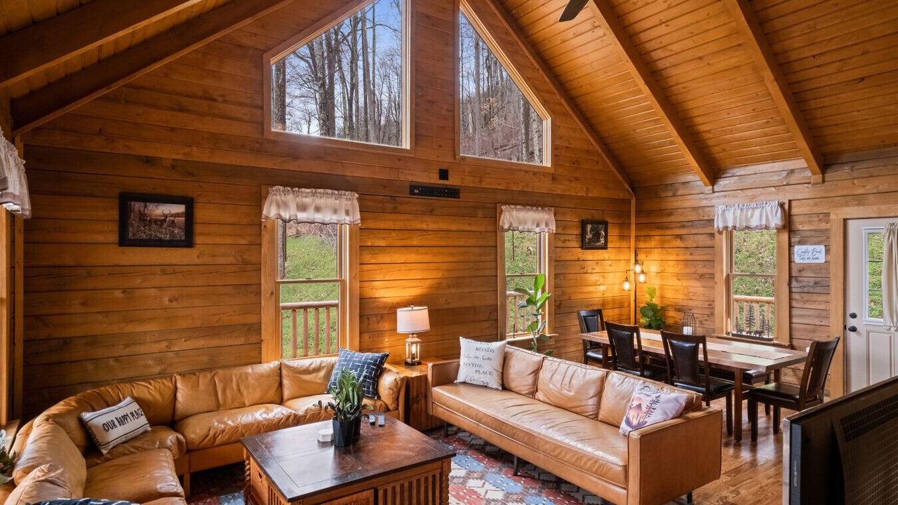Photo of Livingroom in Summersville