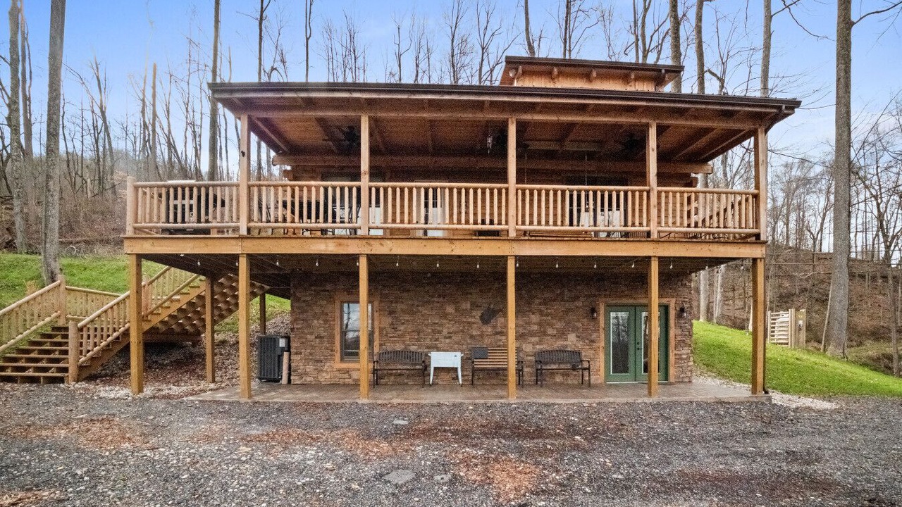 Photo of Outdoor in Summersville