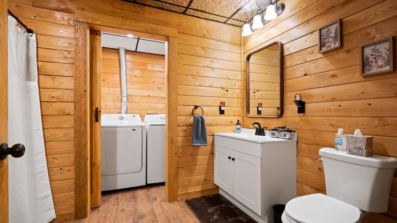 Photo of Bathroom in Summersville
