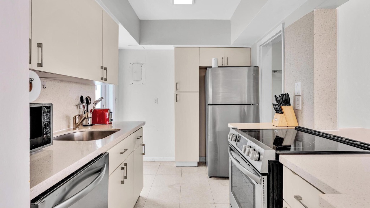 Photo of Kitchen in Bay Harbor Islands