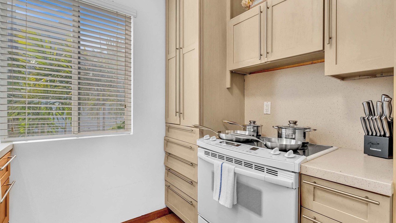 Photo of Kitchen in Bay Harbor Islands