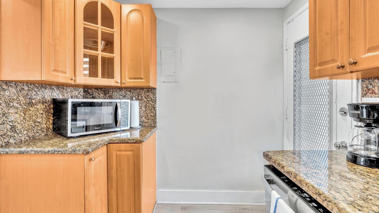 Photo of Kitchen in Bay Harbor Islands