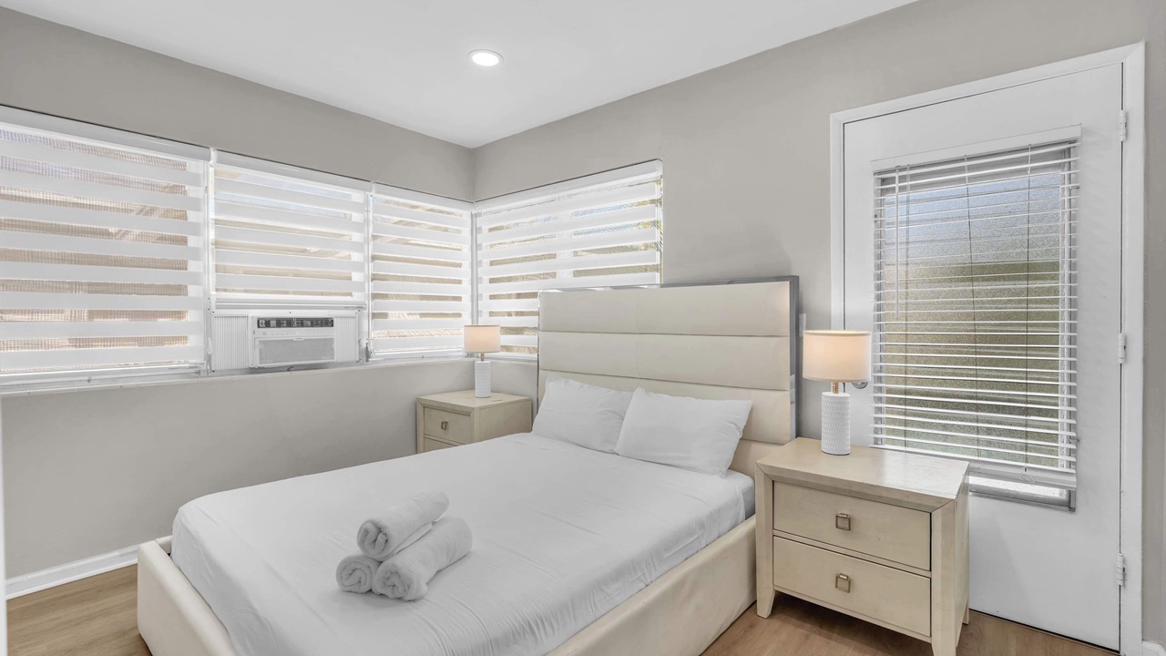 Photo of Bedroom in Bay Harbor Islands