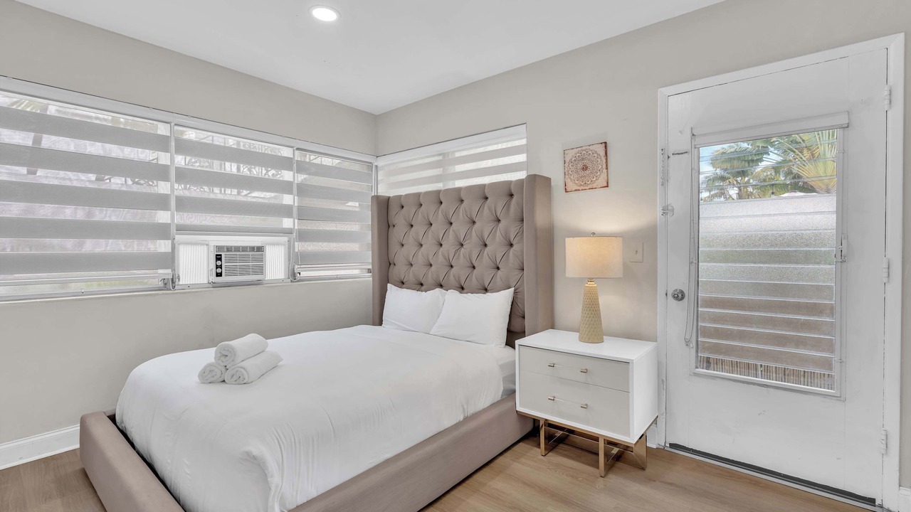 Photo of Bedroom in Bay Harbor Islands