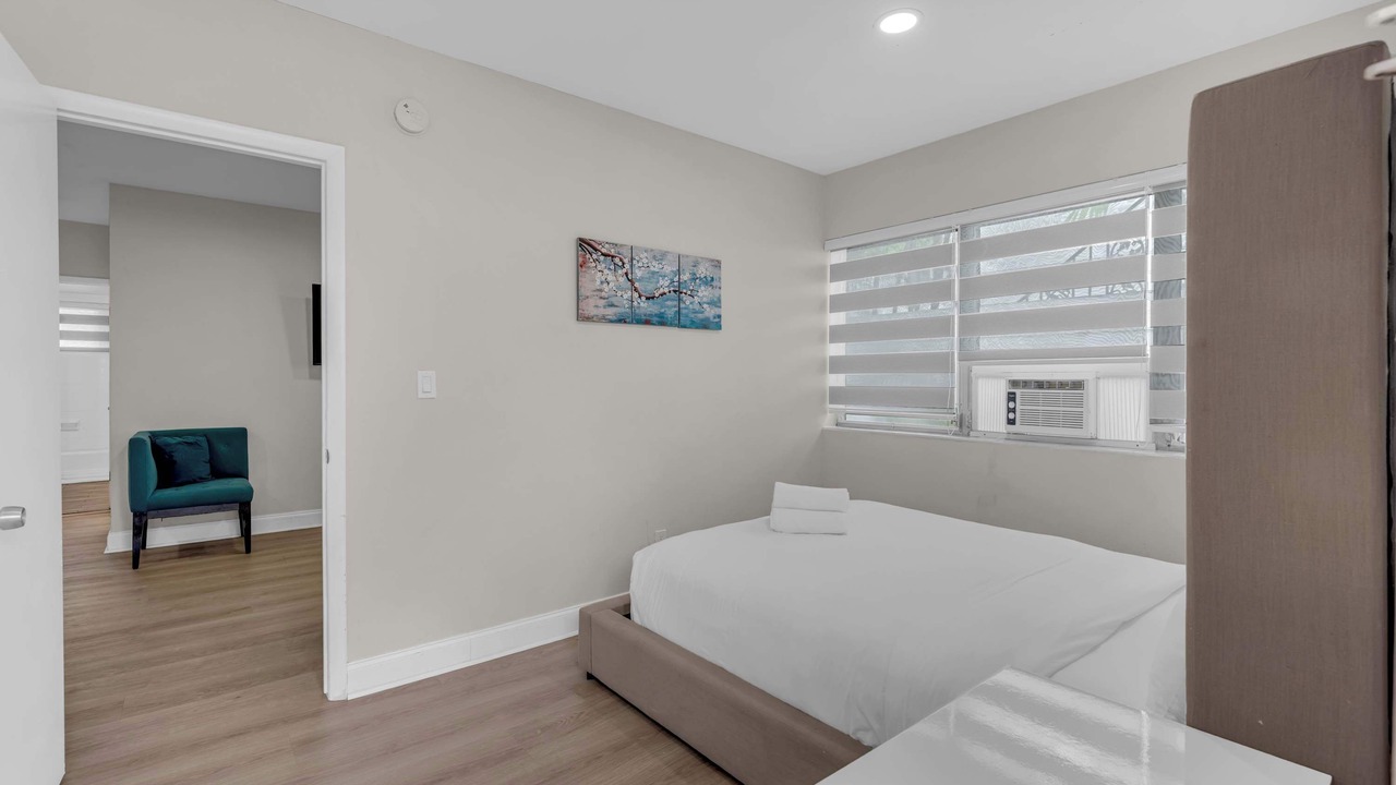 Photo of Bedroom in Bay Harbor Islands