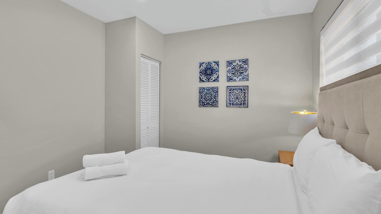 Photo of Bedroom in Bay Harbor Islands