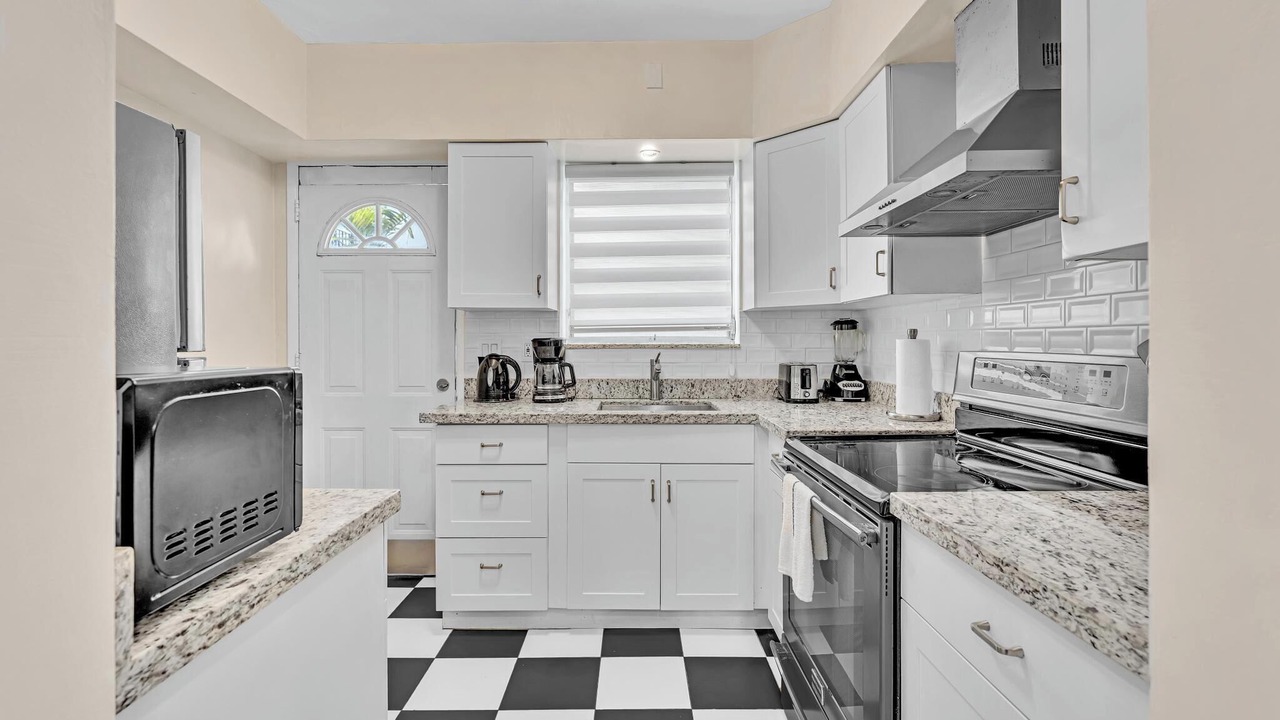 Photo of Kitchen in Bay Harbor Islands