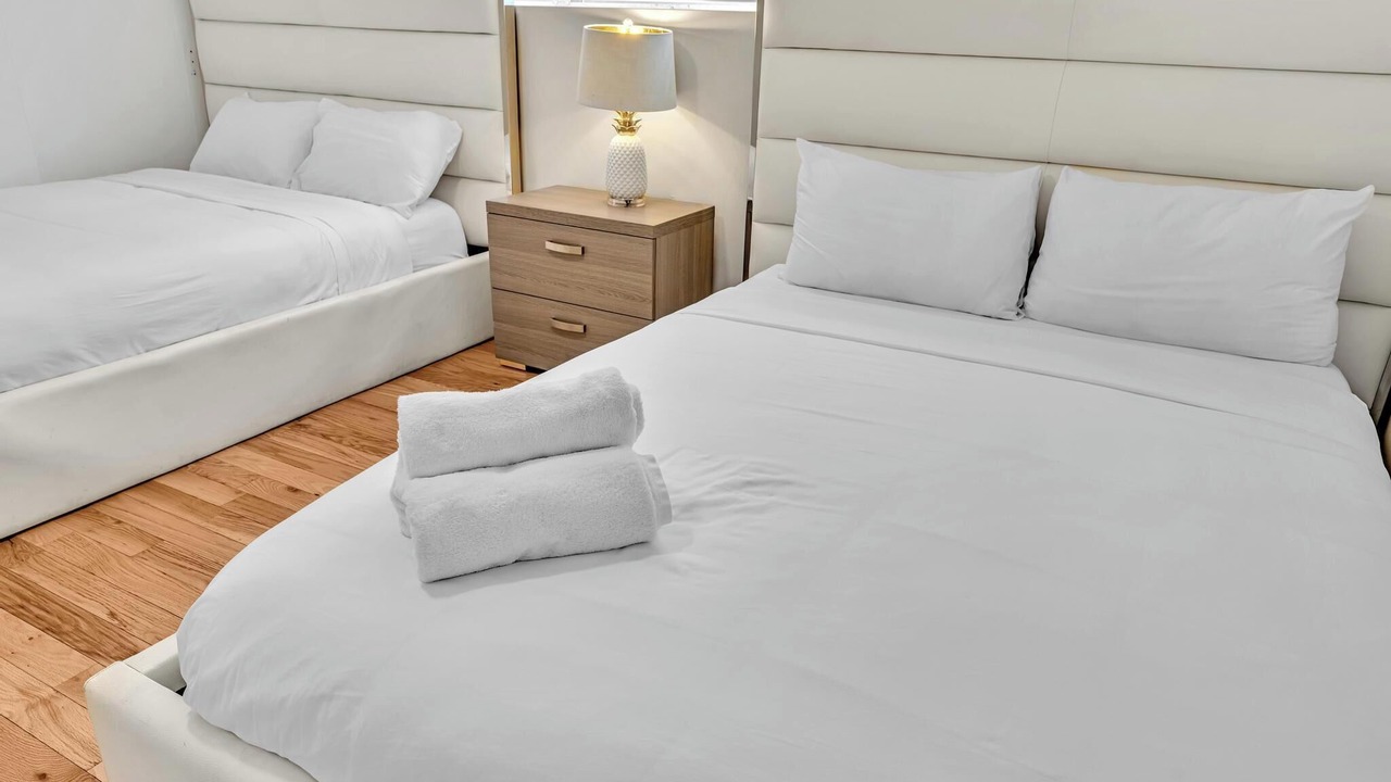 Photo of Bedroom in Bay Harbor Islands
