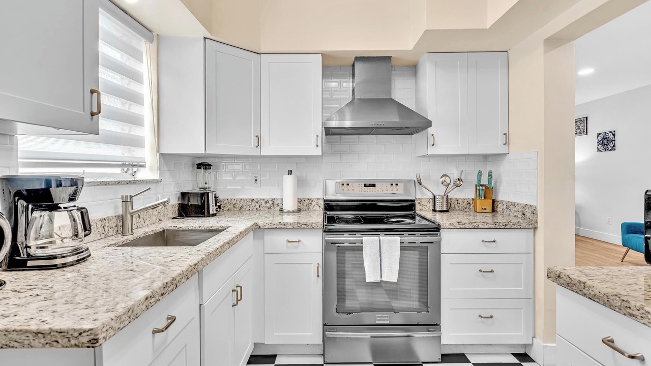 Photo of Kitchen in Bay Harbor Islands