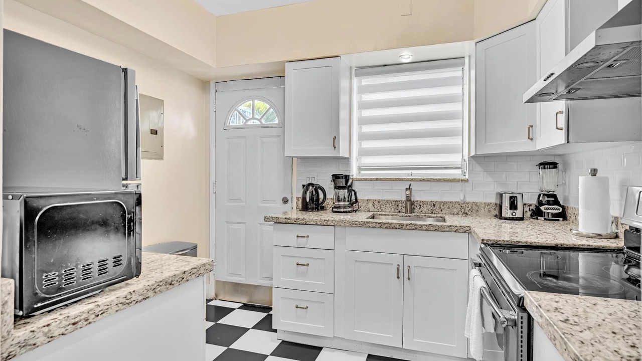 Photo of Kitchen in Bay Harbor Islands
