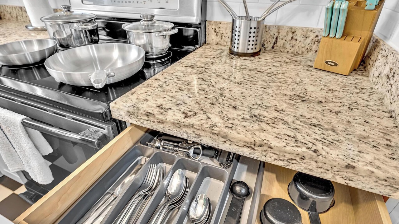 Photo of Kitchen in Bay Harbor Islands