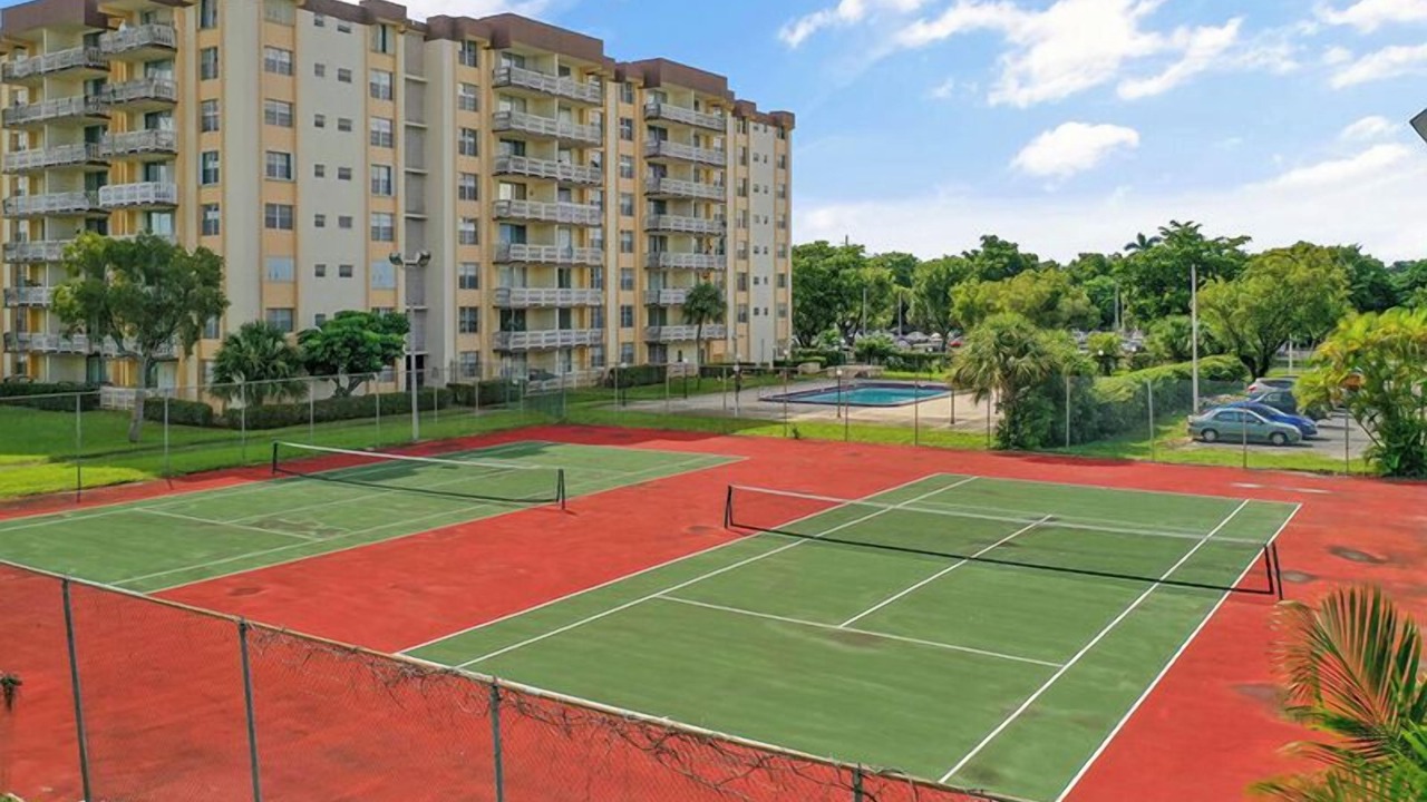 Photo of Outdoor in Golden Glades