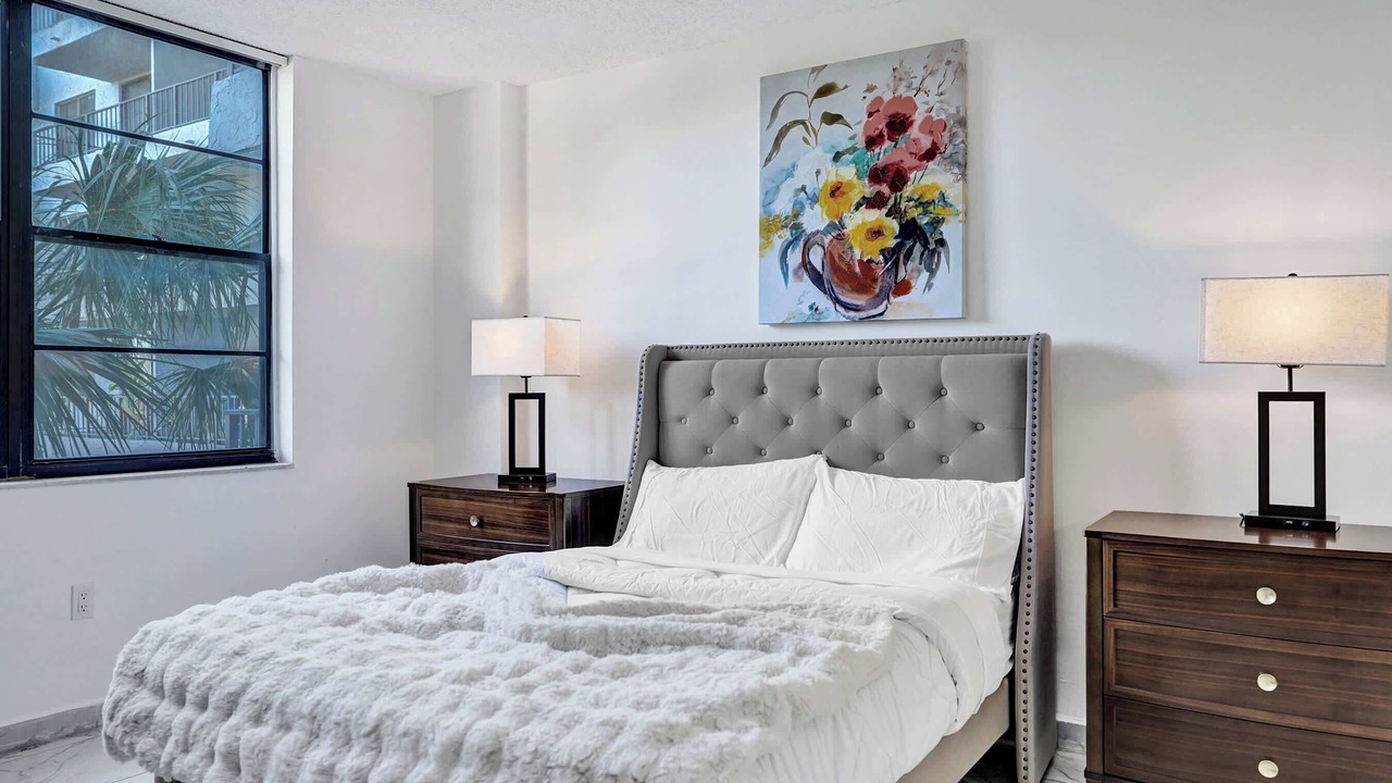 Photo of Bedroom in Golden Glades