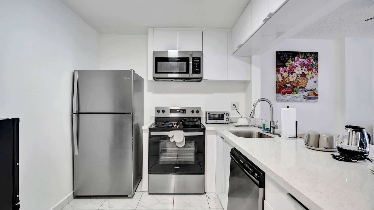 Photo of Kitchen in Golden Glades