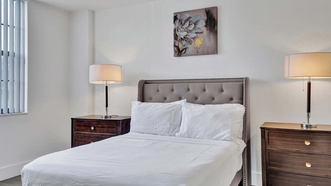 Photo of Bedroom in Golden Glades
