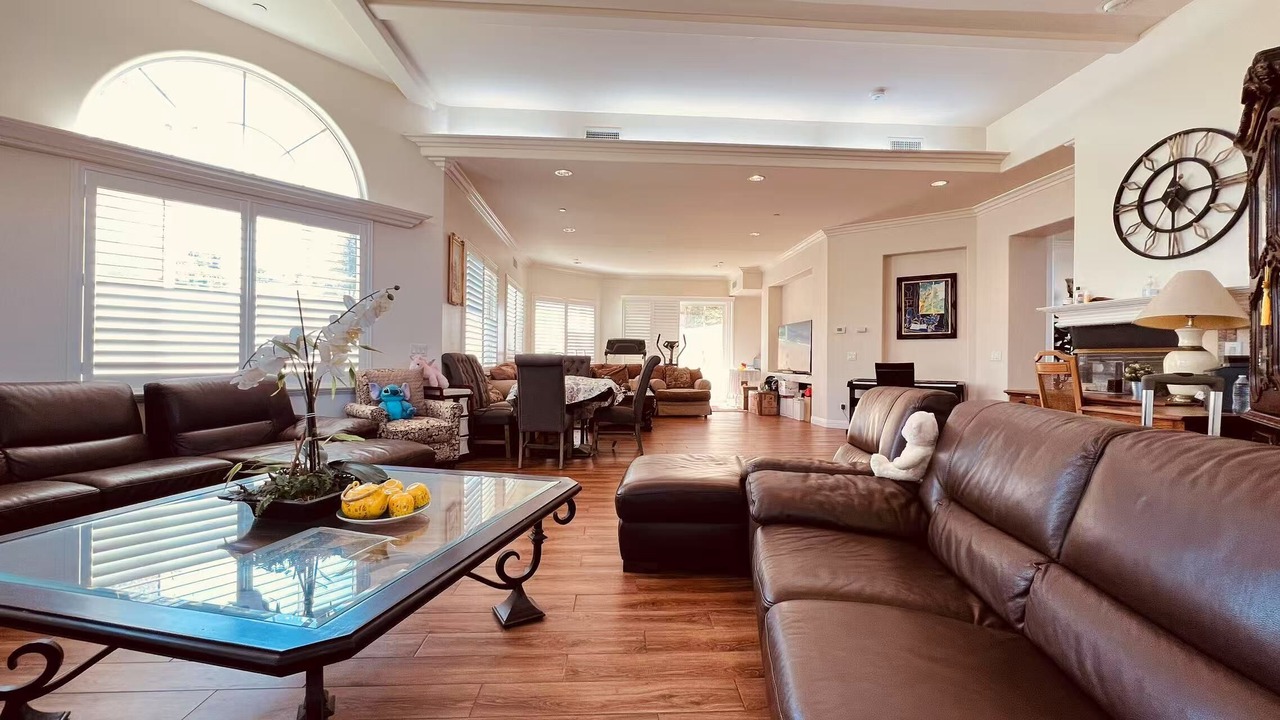 Photo of Livingroom in Hacienda Heights