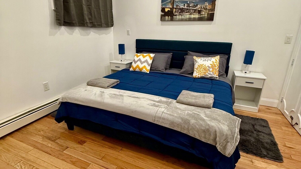 Photo of Bedroom in Guttenberg