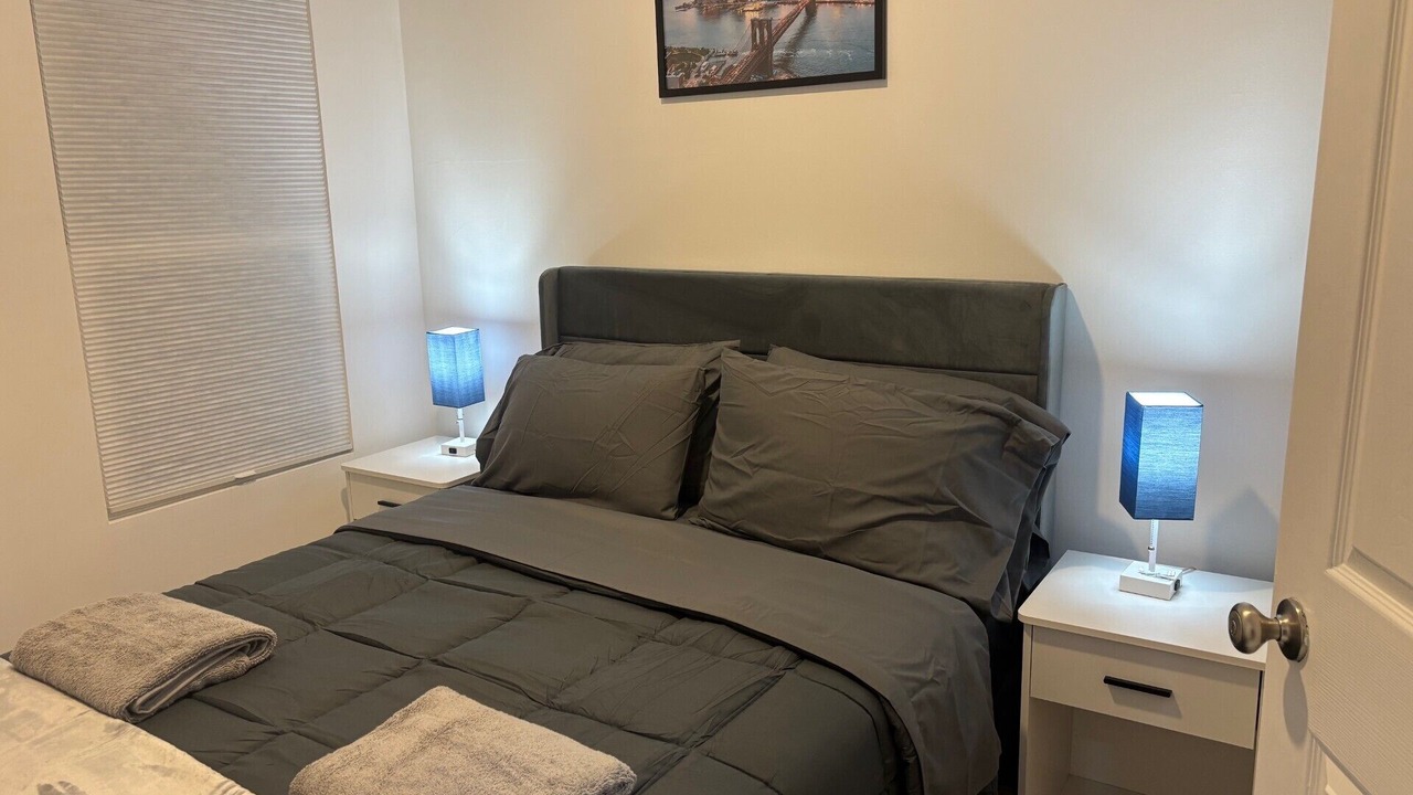 Photo of Bedroom in Guttenberg