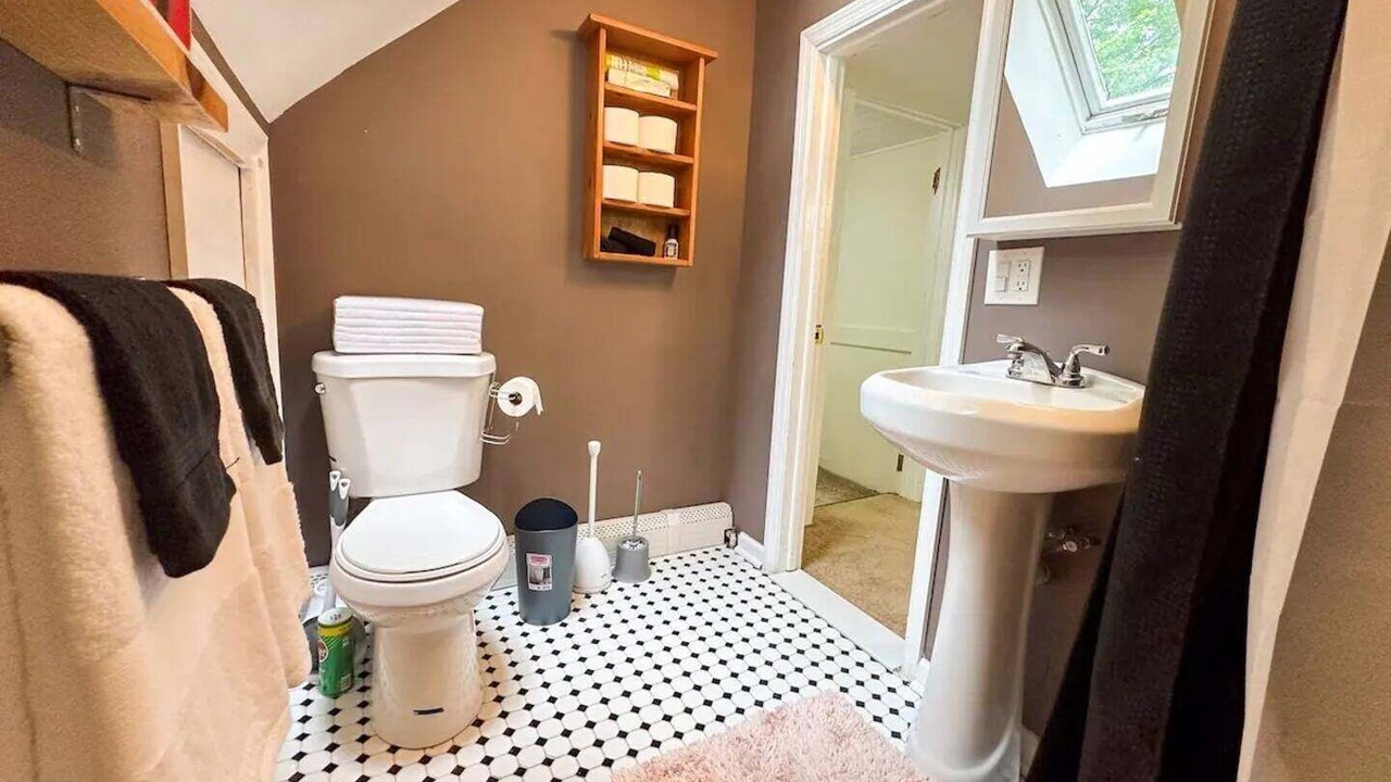 Photo of Bathroom in Albany