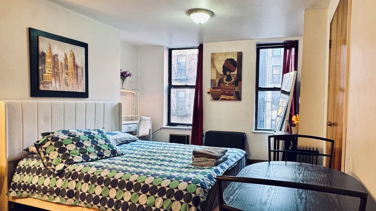 Photo of Bedroom in Lower East Side