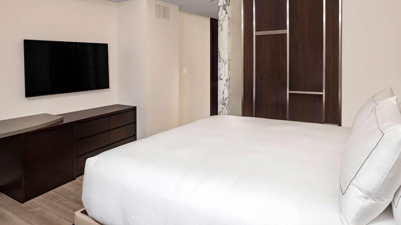 Photo of Bedroom in Central Park South
