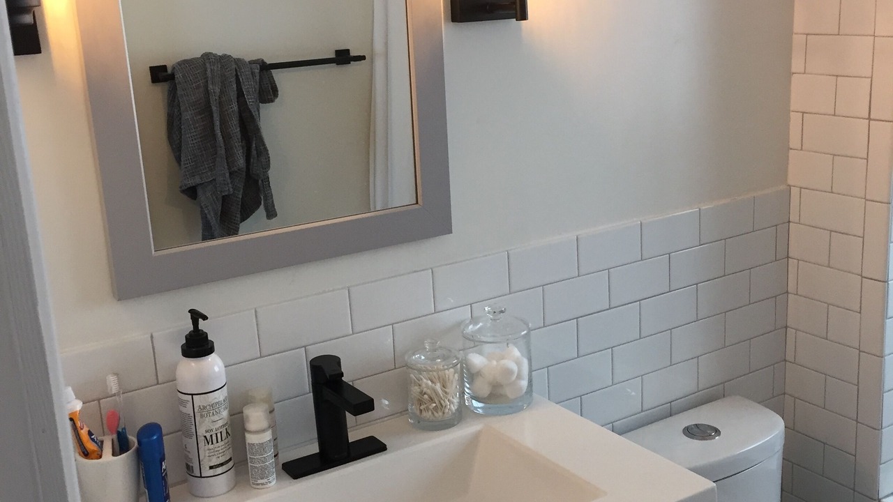 Photo of Bathroom in Mar Vista
