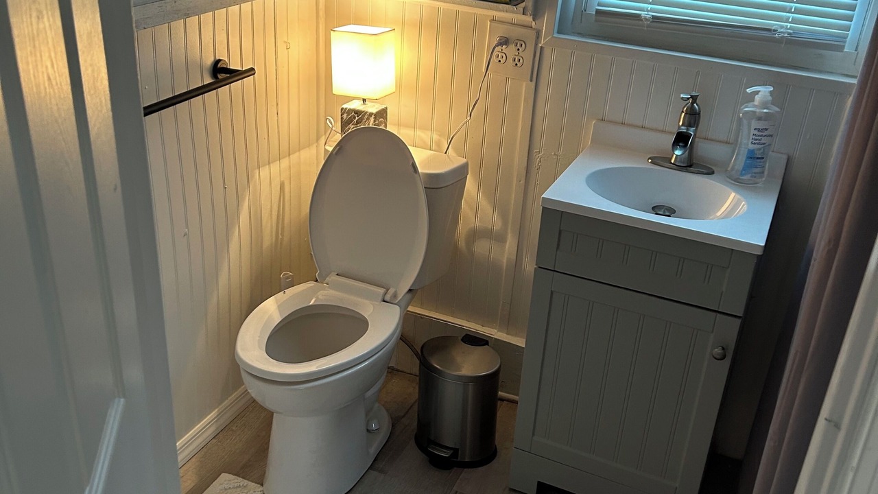 Photo of Bathroom in Birdsnest