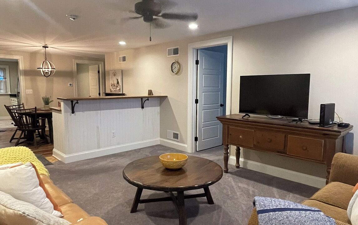 Photo of Livingroom in Cardiff