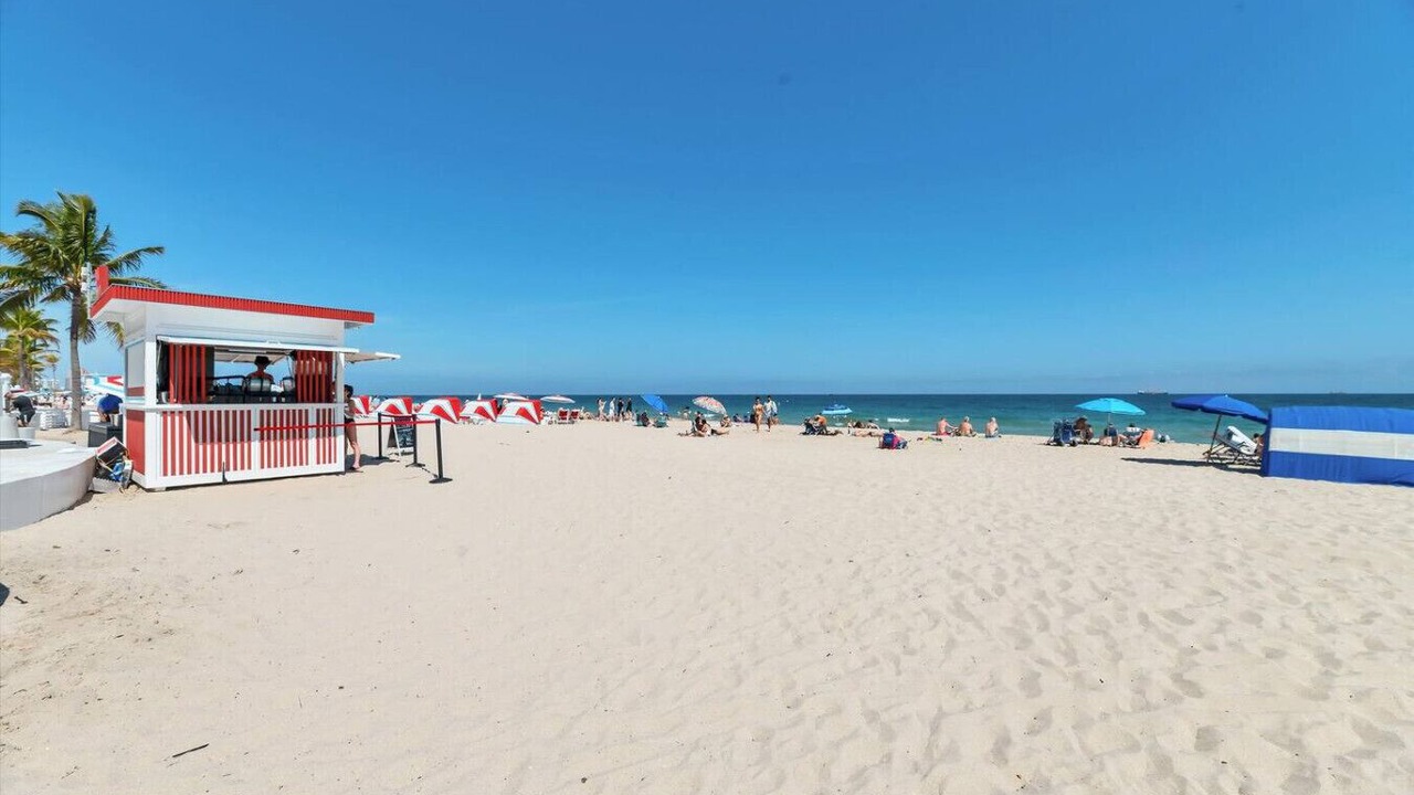 Photo of Others in Central Beach