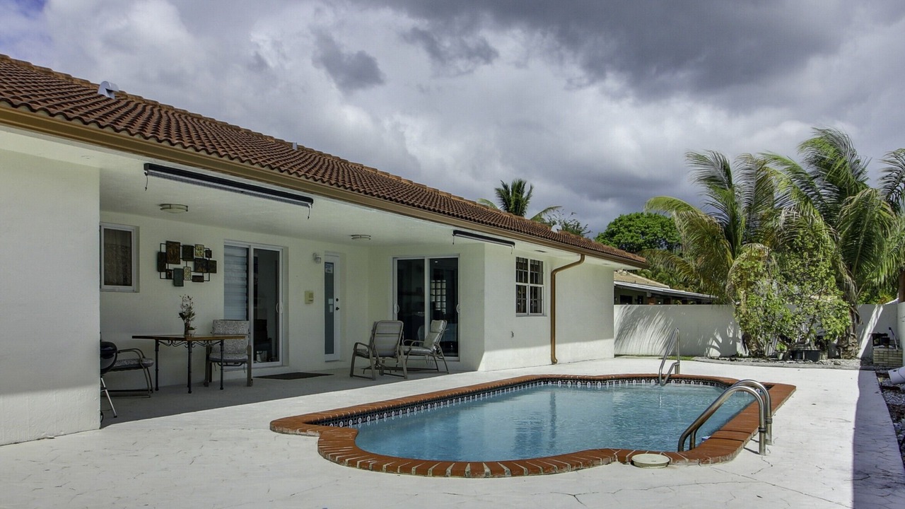 Photo of Outdoor in Country Club
