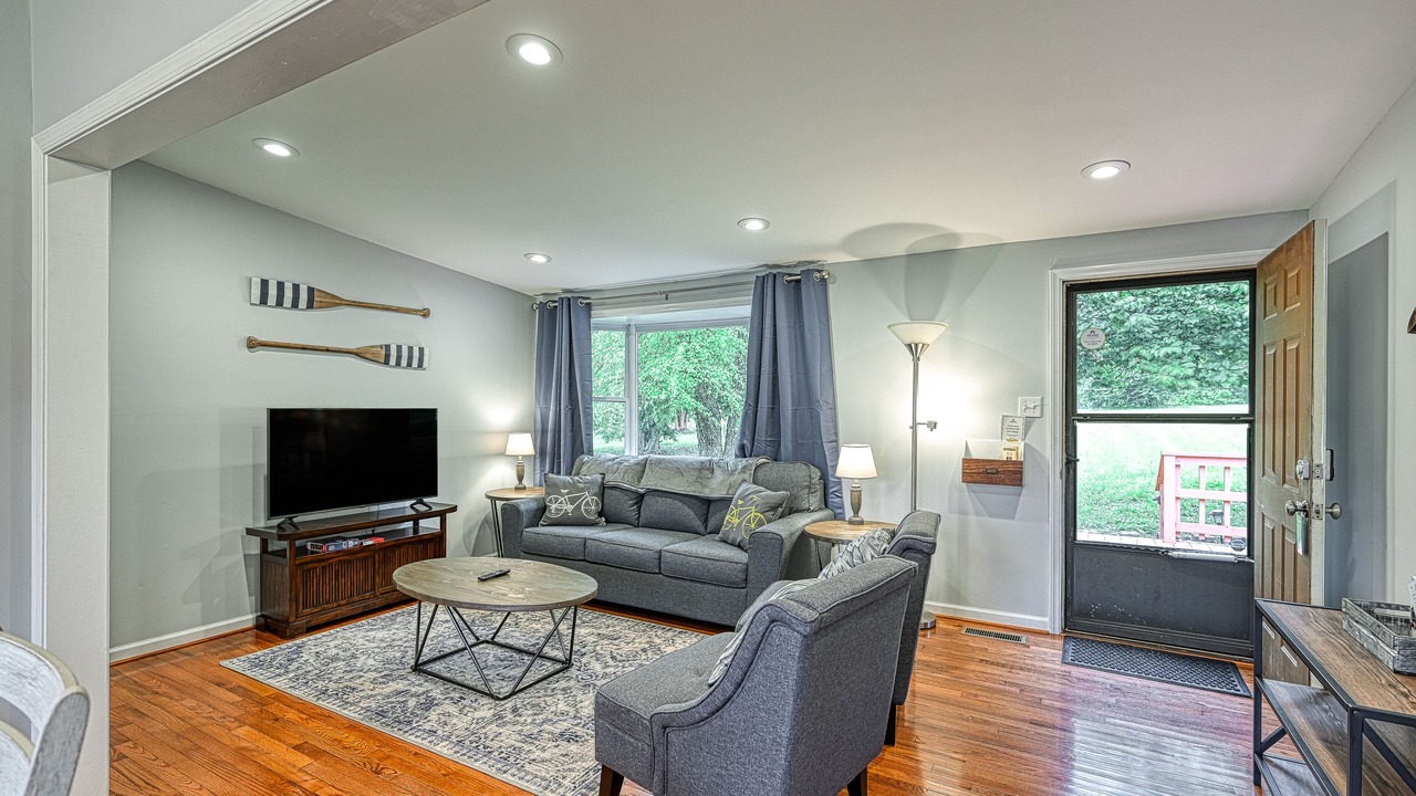 Photo of Livingroom in Livingston