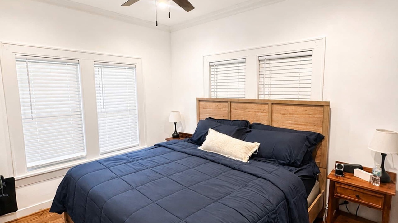 Photo of Bedroom in Riverside Park