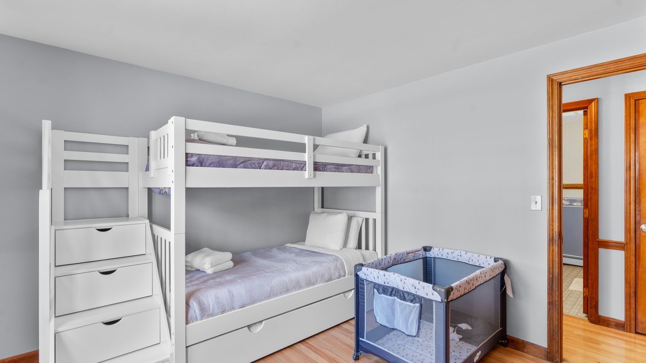 Photo of Bedroom in Yarmouth Port