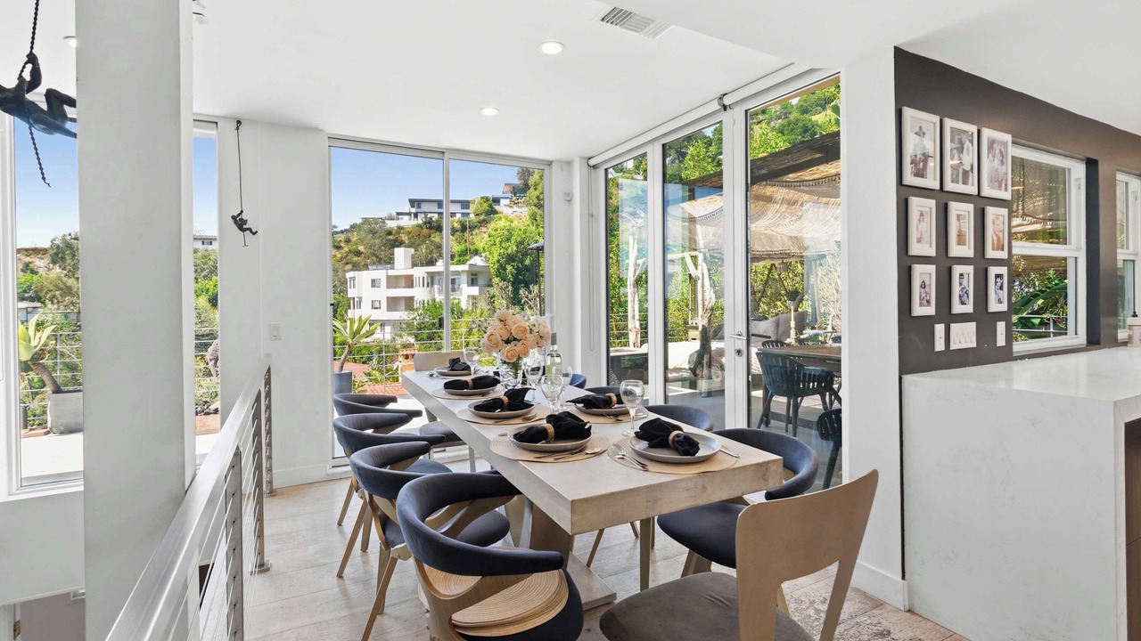Photo of Bedroom in Hollywood Hills West