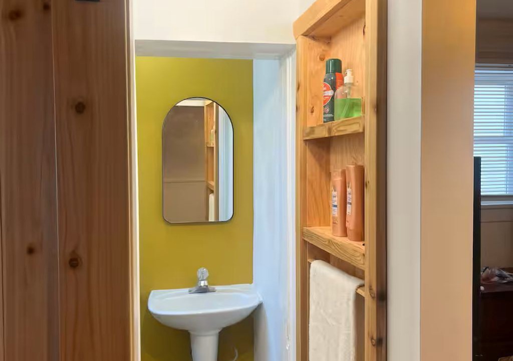 Photo of Bathroom in Albany