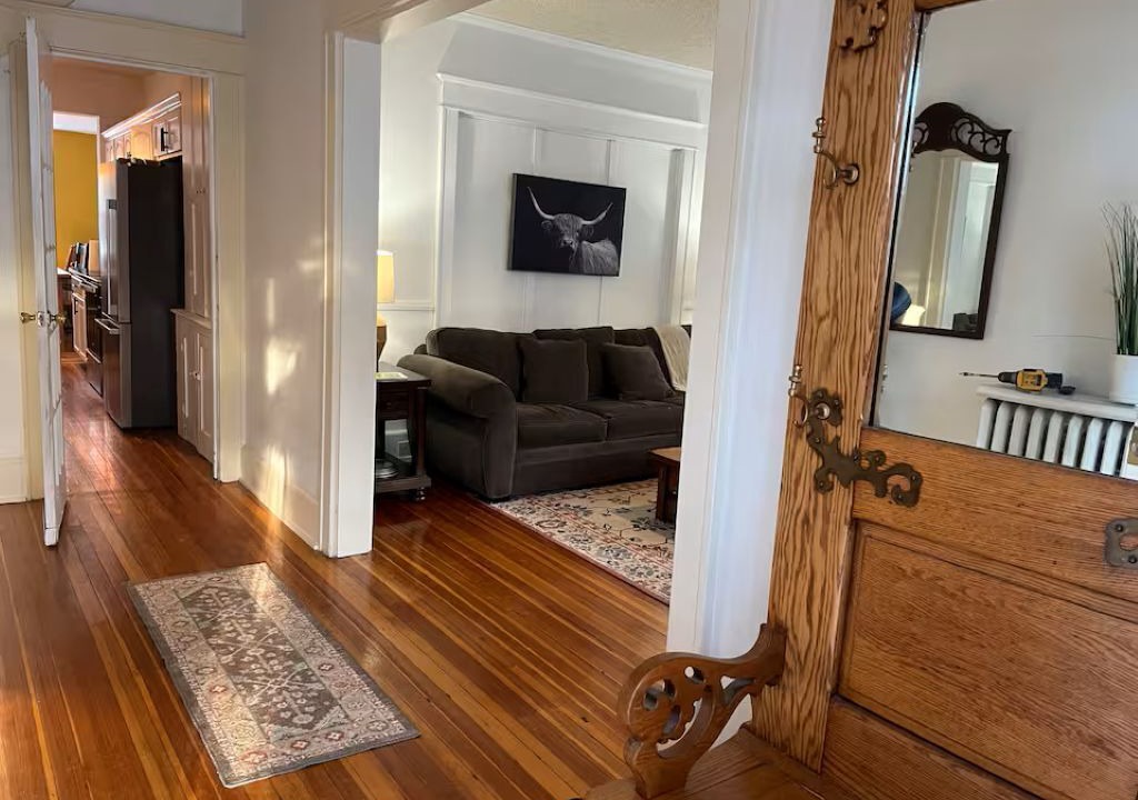 Photo of Livingroom in Albany