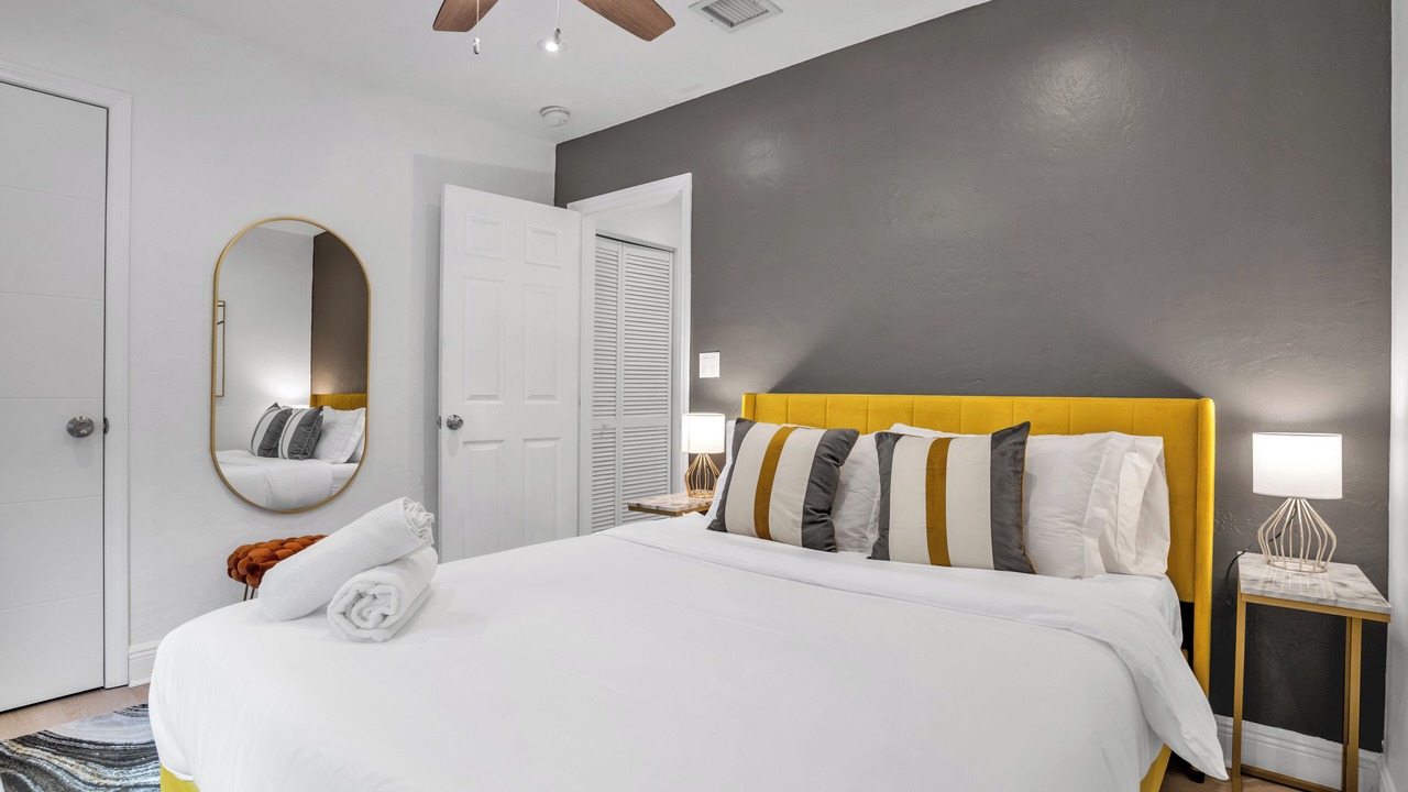Photo of Bedroom in Lake Ridge
