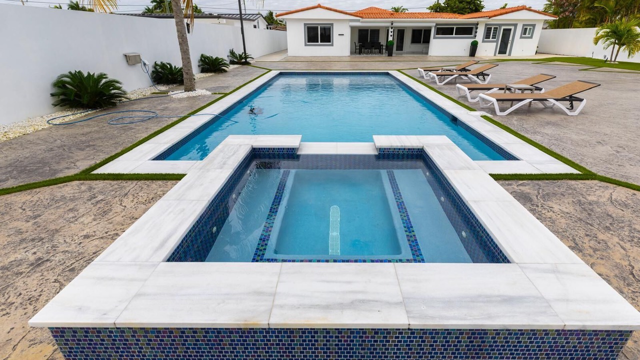 Photo of Outdoor in Hialeah