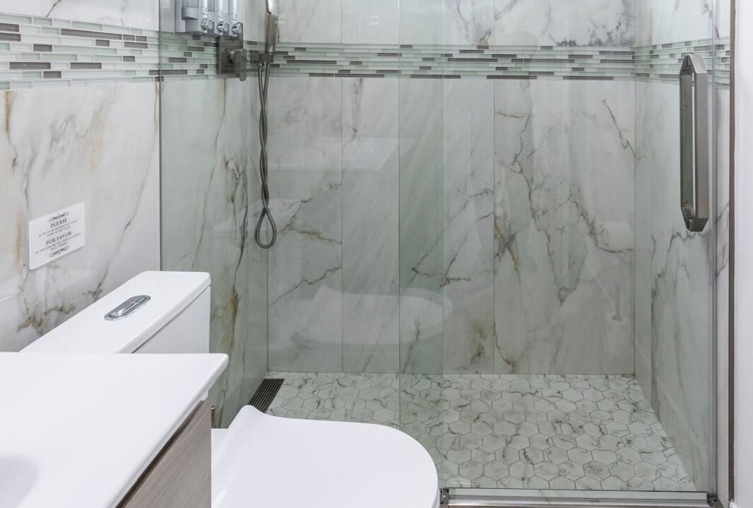 Photo of Bathroom in Hialeah