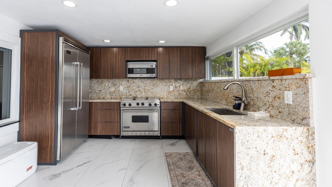 Photo of Kitchen in Hialeah