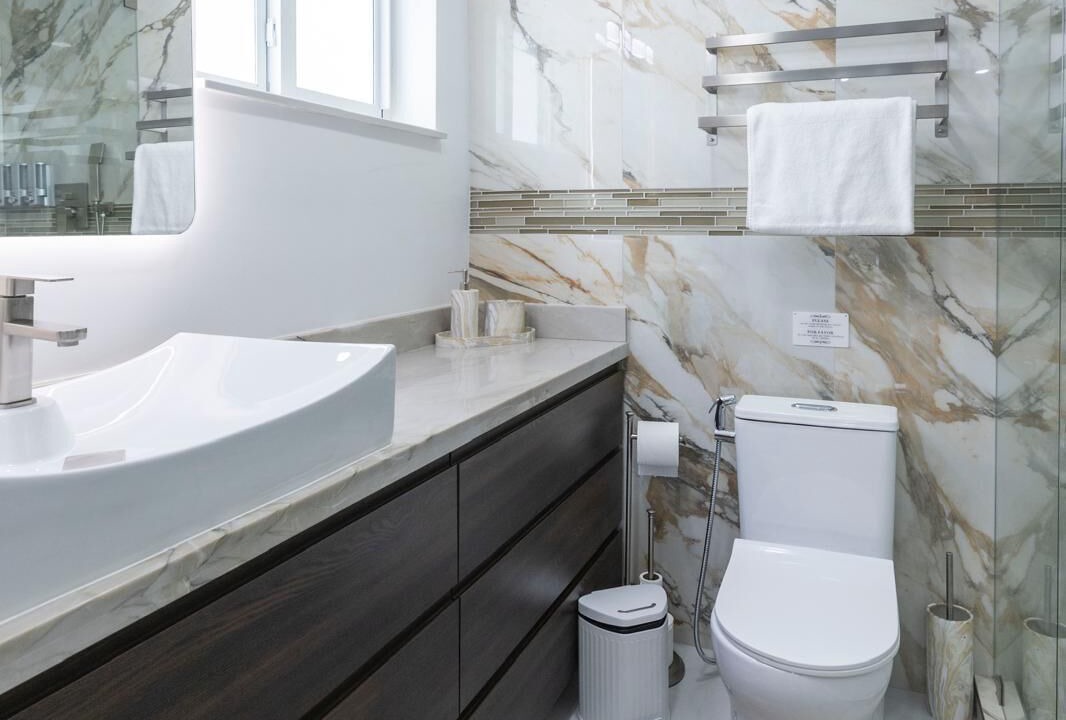 Photo of Bathroom in Hialeah